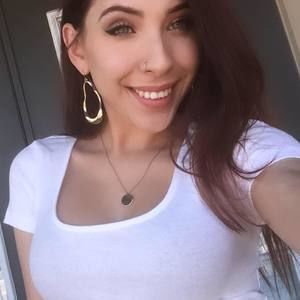 Meet your Posher, Karalena